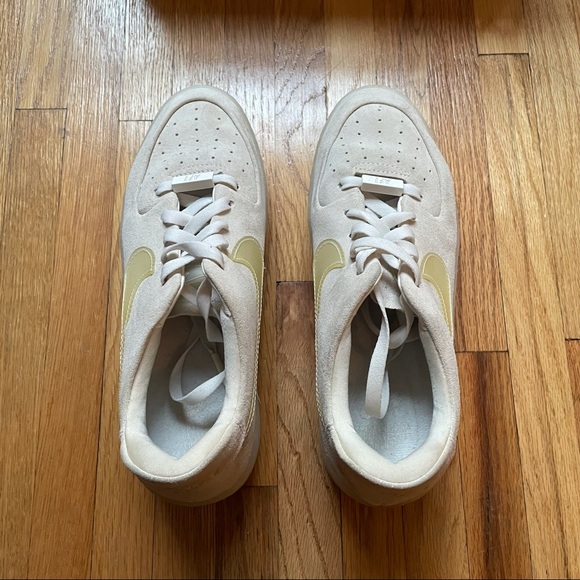 Nike Air Force 1 Sage Low - Picture 8 of 9